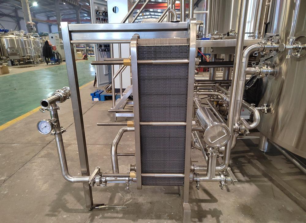 beer brewery equipment, beer brewery equipment in Spain, Brewhouse, 1000l beer brewery equipment, brewhouse, fermenter, beer fermenter unitank, Das cm solutions