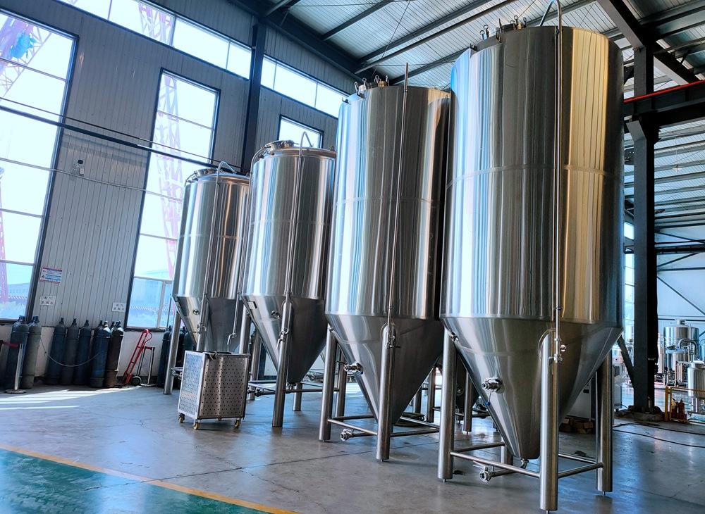 맥주 장비, 양조장 장비, 발효기, 브라이트 탱크, 양조장 시스템, 양조장, 상업 양조, 발효 탱크, 소규모 양조장