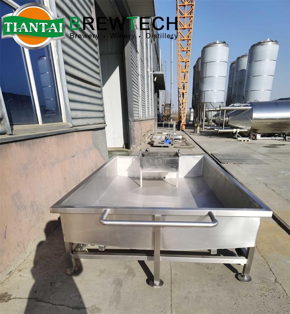 Brew Lambic beer, Tiantai beer brewing system, brewery equipment, brewhouse, beer fermenter tank, brewery brew system, microbrewery machinery, beer brewing machine, beer making kit, craft beer brewing device