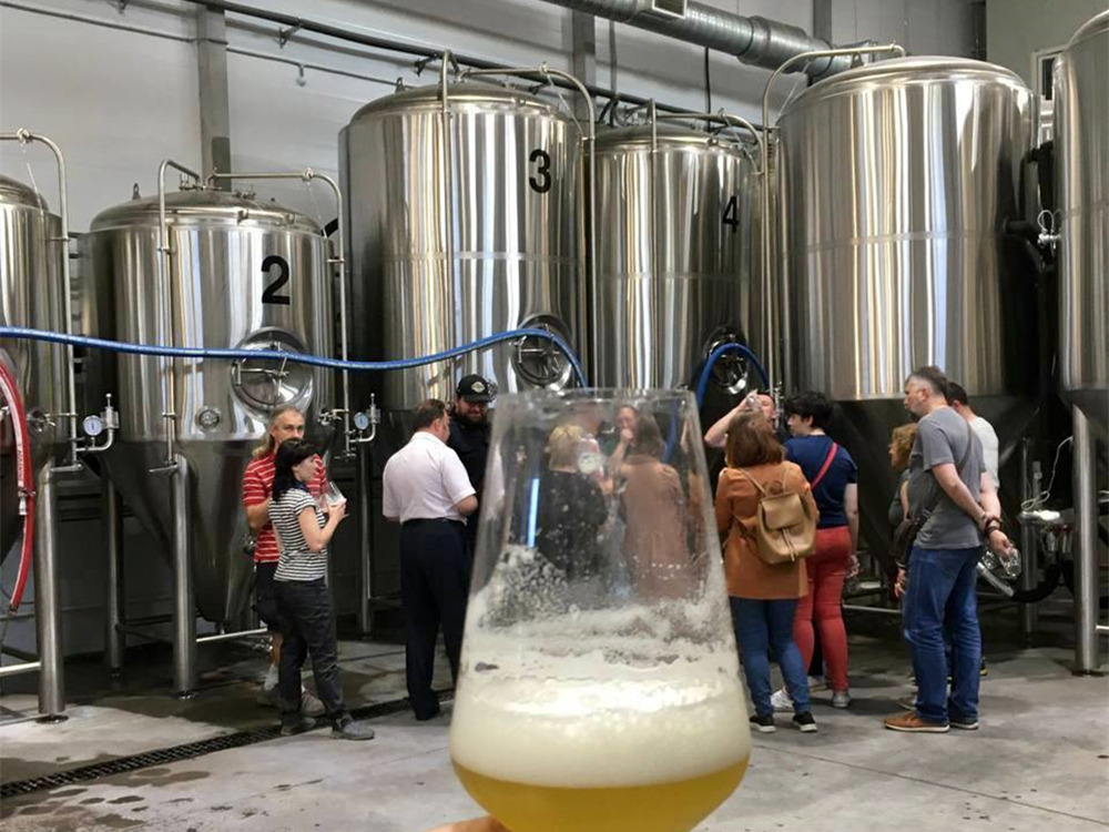 2000L ビール醸造所装置、2000L 造り酒屋、発酵の容器、明るいビール タンク
