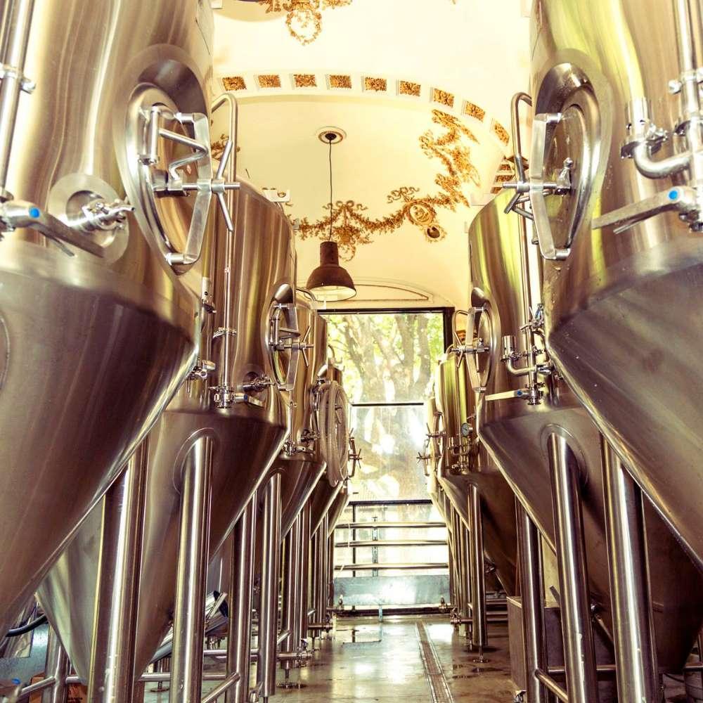 fermenteur de bière à enveloppe conique