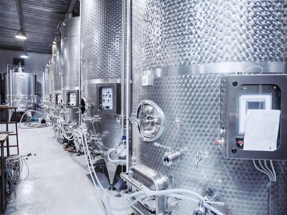 Orange wine equipment